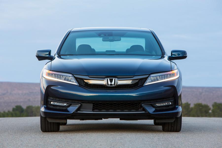  Honda Accord Touring Coupe 2016 года  (фото 17 из 32)